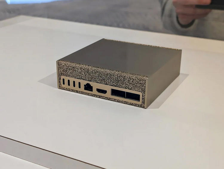 NVIDIA CES 2025发布迷你主机Project Digits，性能爆棚挑战传统认知