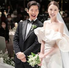 男女年龄差八岁是否影响结婚法律规定解析