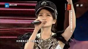 惊爆！中国好声音中与丁丁并肩作战的神秘俩女孩究竟是谁？
